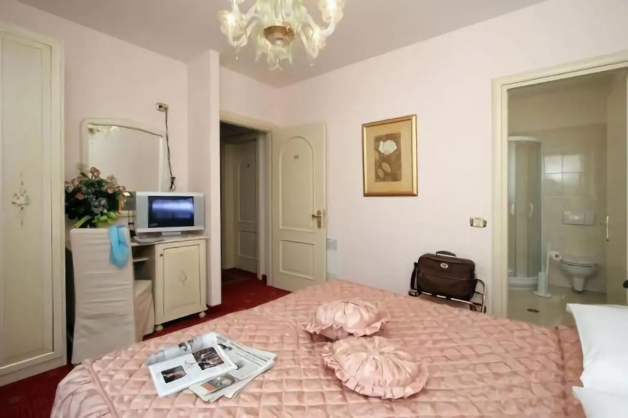 Nice Hotel Mestre 3*,  Italy